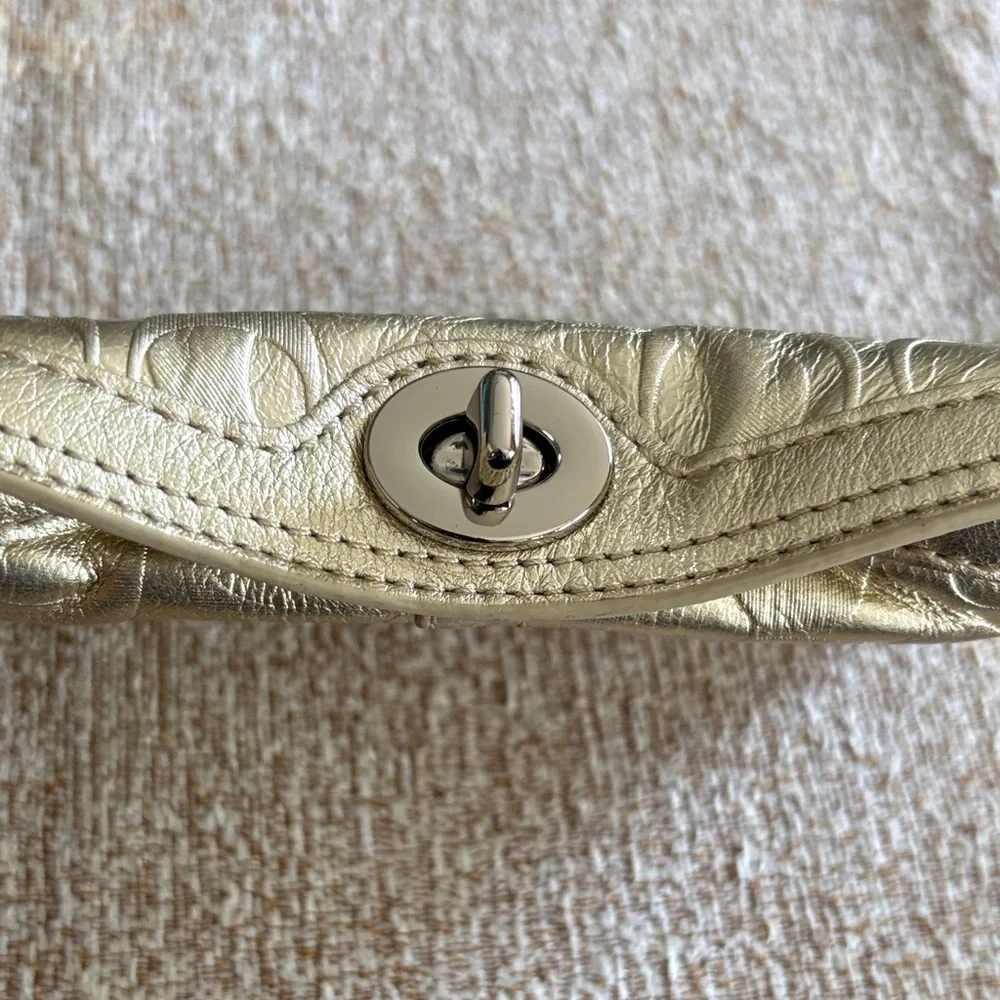 Coach Wristlet Bundle - Picture 5 of 15